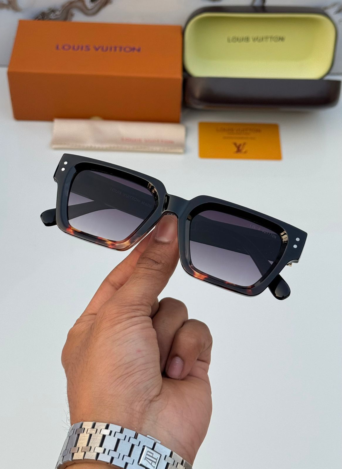 Louis Vuitton Bold Square Sunglasses | Chunky Acetate Frames | 5 Colors