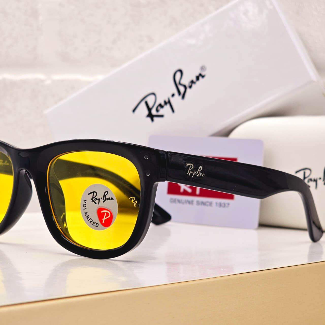 Ray-Ban Wayfarer Polarized Sunglasses - Gloss Black with Yellow Lenses