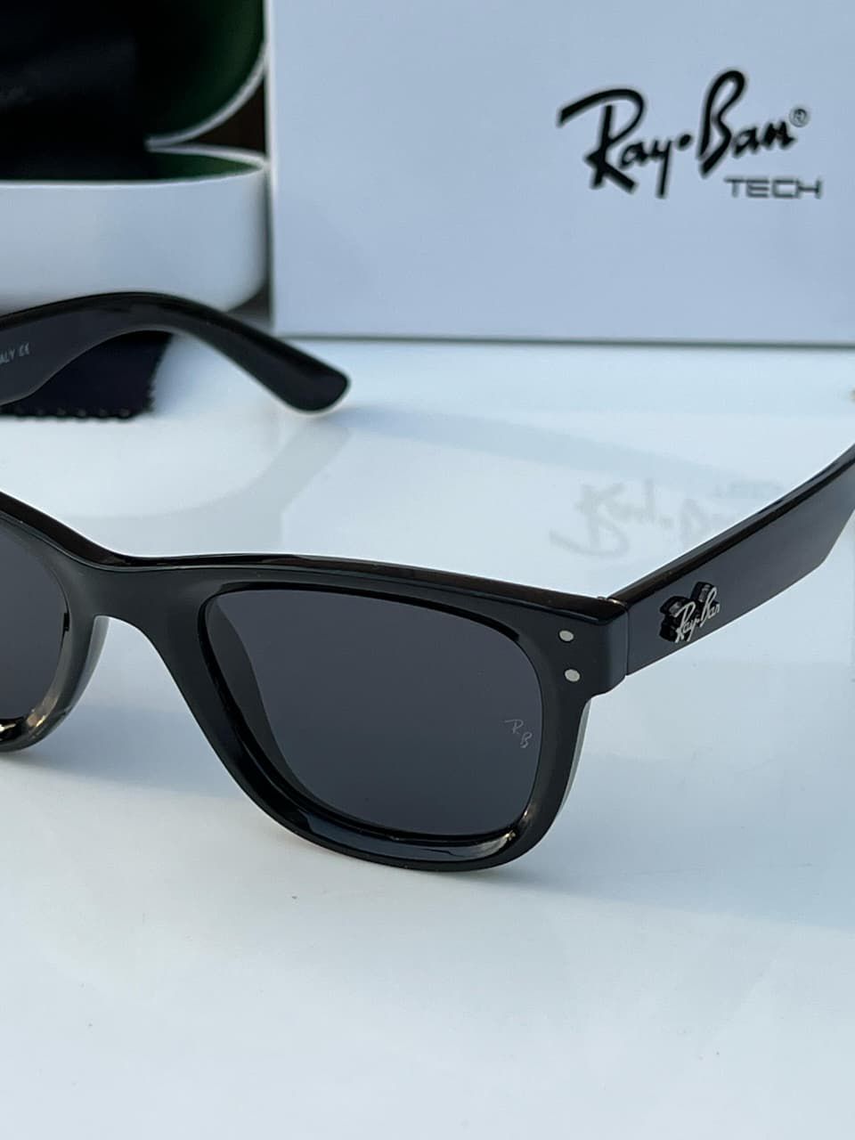 Ray-Ban Tech Polarized Wayfarer Sunglasses - Gloss Black High-Performance